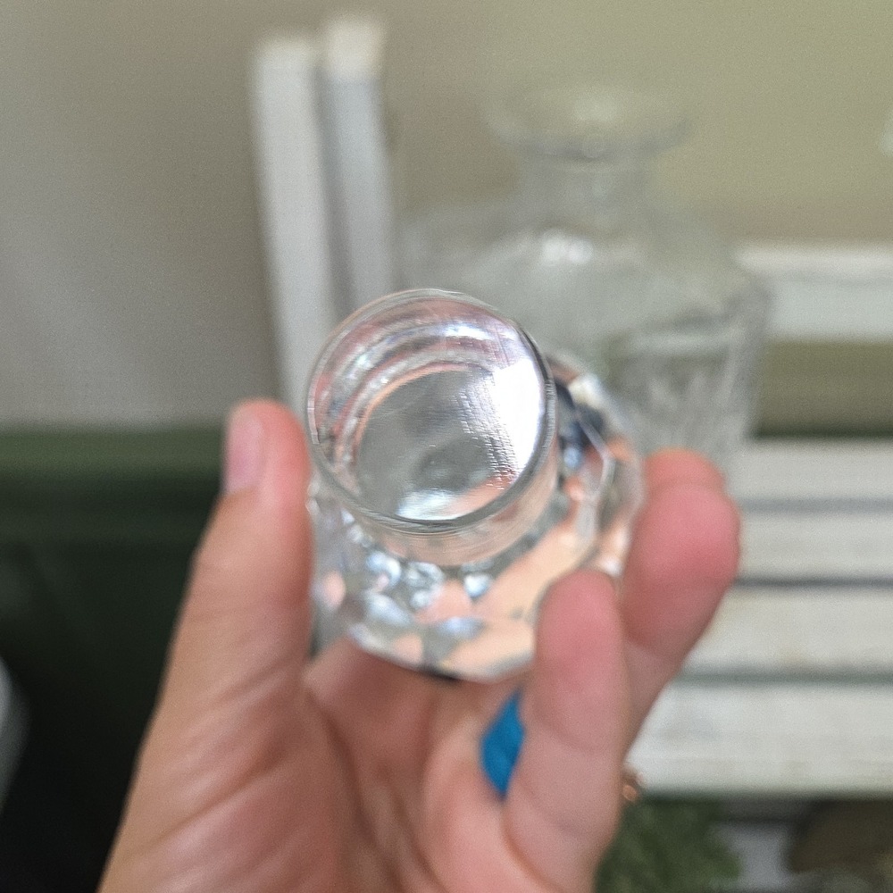 Vintage Cut Crystal Square Decaner With Faceted Stopper 9.5 inch - Picture 6 of 15